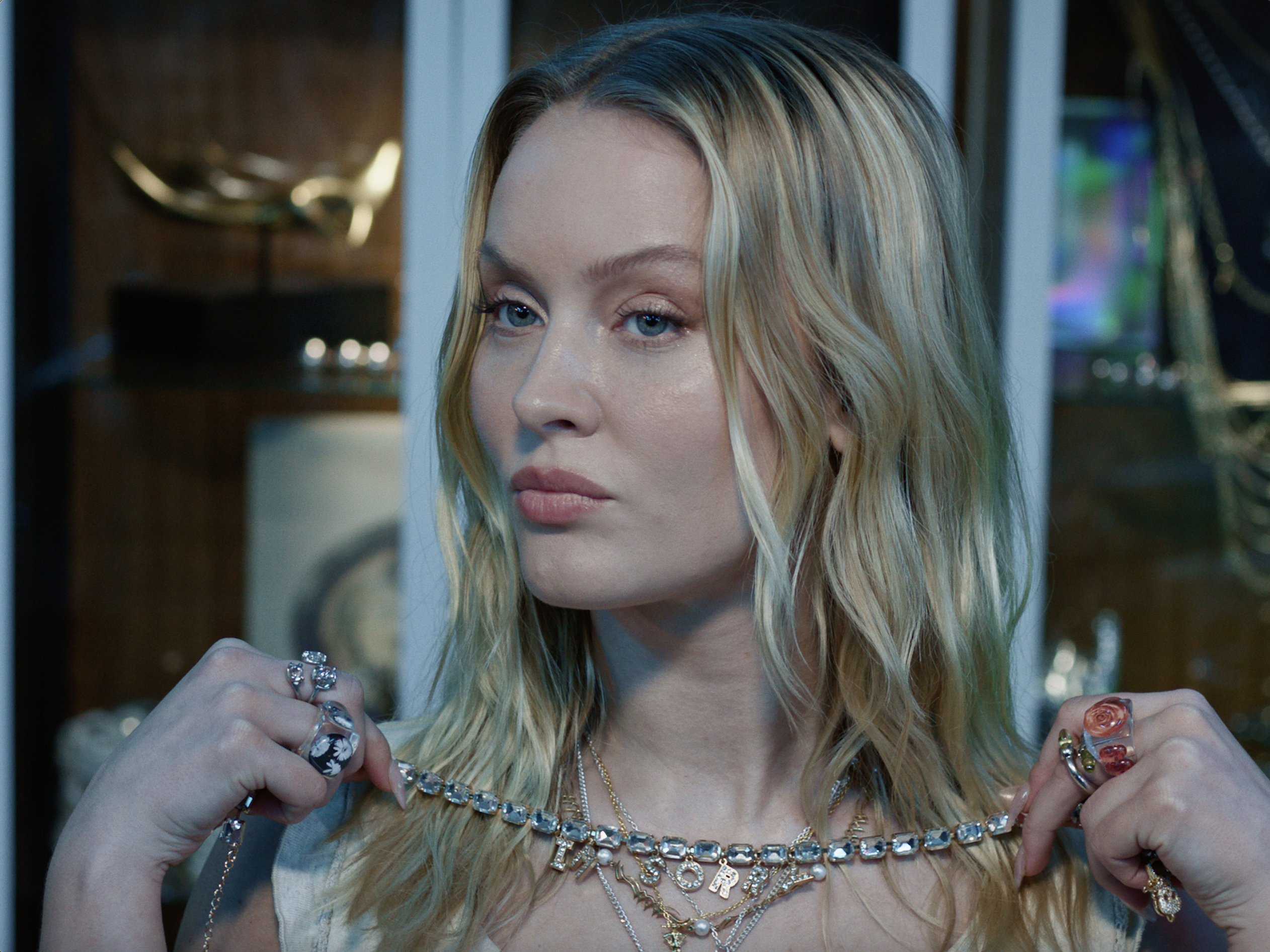 Zara Larsson - You Love Who You Love (video)